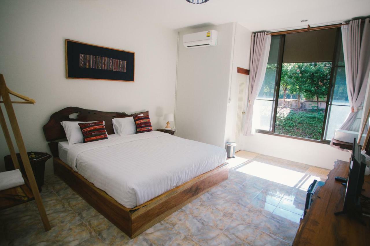 Yayo Coffee And Bed Διαμέρισμα Τσιανγκ Ράϊ Εξωτερικό φωτογραφία